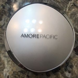 NWOT Amore Pacific Foundation 104.